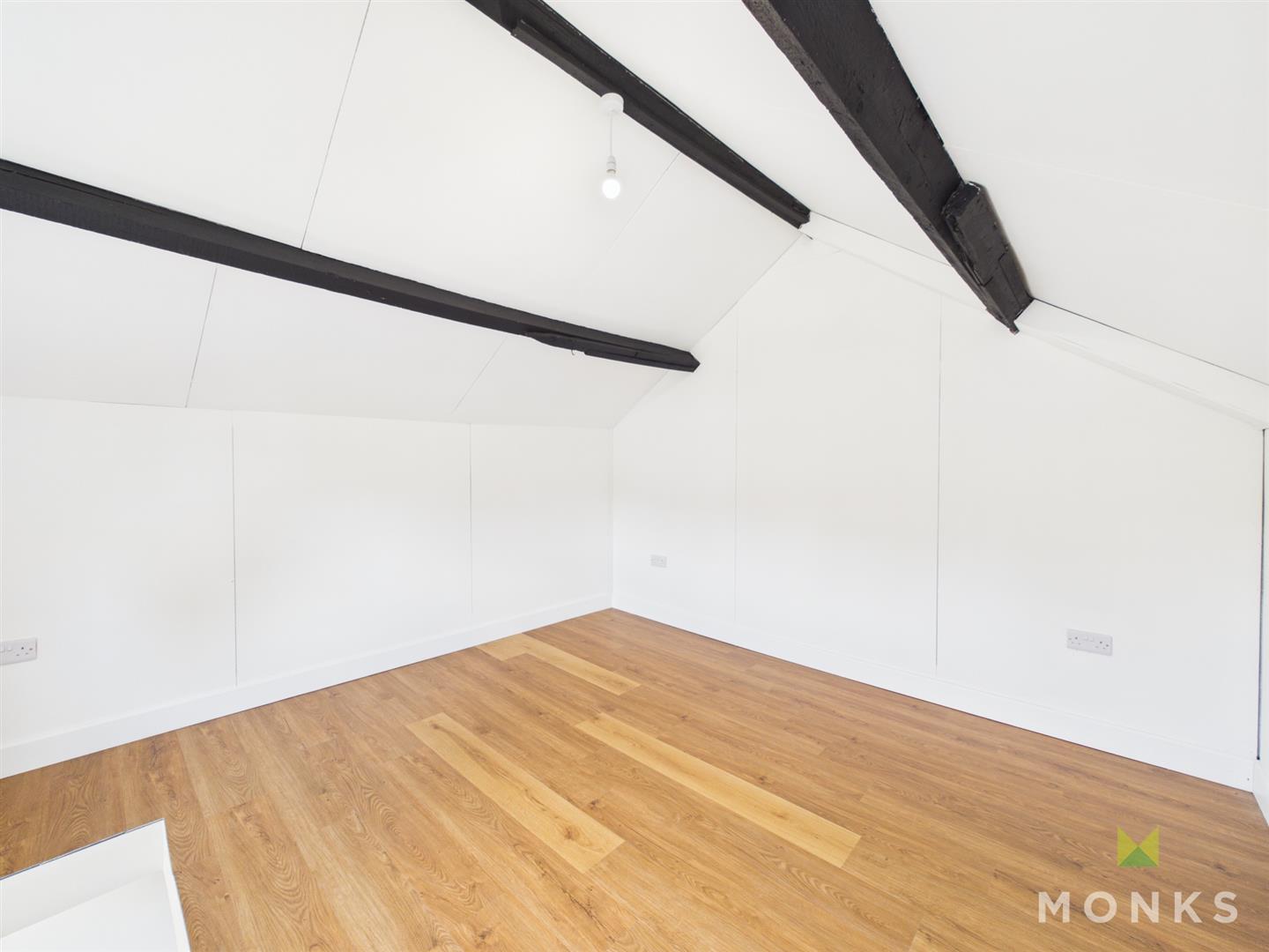 Pretoria House Kimberley Lane, Oswestry, SY11 3BB For Sale